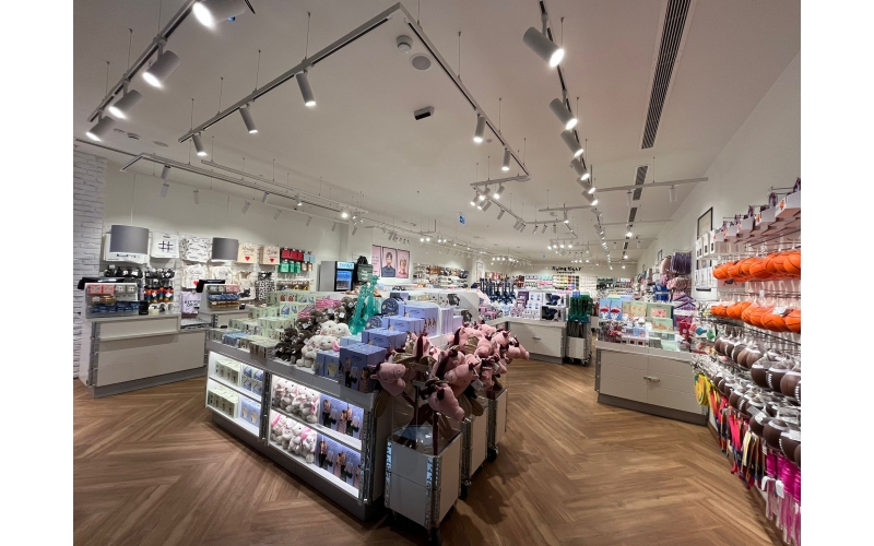 Senkron Dekor, alçıpan, boya, dekorasyon ve seramik inşaat hizmetlerinde uzmanlaşmış bir firmadır. Anahtar teslim projelerle iç mekan ve dış mekan dekorasyo